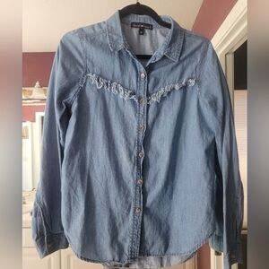 Western Ladies Buttondown Medium